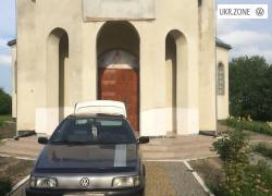 Седан Volkswagen Passat 1993 в Львове