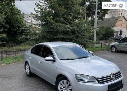 Седан Volkswagen Passat 2015 в Кропивни́цком