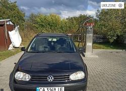 Универсал 5 дверей Volkswagen Golf IV 2001 в Черкассах