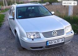 Универсал 5 дверей Volkswagen Bora I 2000 в Виннице