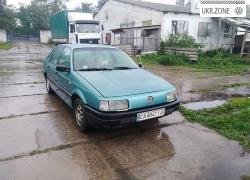 Седан Volkswagen Passat III (B3) 1990 у Сумах