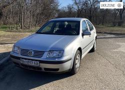 Седан Volkswagen Bora I 2004 в Одессе