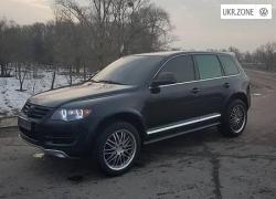 Внедорожник 5 дверей Volkswagen Touareg I Рестайлинг 2008 в Киеве