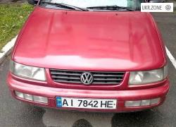 Седан Volkswagen Passat 1994 в Киеве