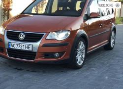 Компактвен Volkswagen Touran I Рестайлінг 2007 у Луцьку
