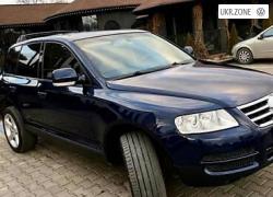 Позашляховик 5 дверей Volkswagen Touareg I 2003 у Чернівцях