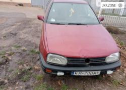 Volkswagen Golf 1996 в Красных Окнах