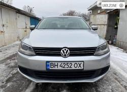 Седан Volkswagen Jetta VI 2013 в Одессе