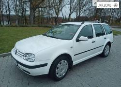 Універсал 5 дверей Volkswagen Golf 2003 у Кіцмані