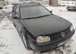 Универсал 5 дверей Volkswagen Golf 2004 в Киеве