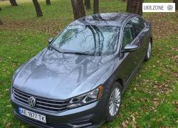 Седан Volkswagen Passat VIII (B8) 2016 в Кривом Роге
