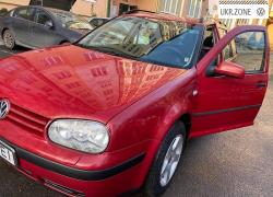 Универсал 5 дверей Volkswagen Golf IV 2001 в Черновцах