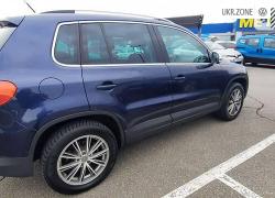 Внедорожник 5 дверей Volkswagen Tiguan 2011 в Харькове