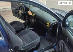 Универсал 5 дверей Volkswagen Passat 2000 в Пустомытах