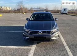 Седан Volkswagen Jetta VII 2019 в Черновцах