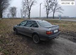 Седан Volkswagen Passat III (B3) 1991 у Львові