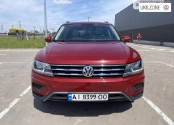 Внедорожник 5 дверей Volkswagen Tiguan II 2019 в Киеве