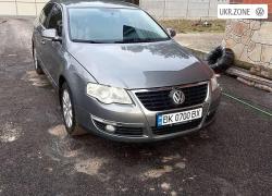 Седан Volkswagen Passat VI (B6) 2008 в Рокитном