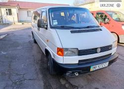 Мінівен Volkswagen Transporter IV (T4) 2000 у Павлограді
