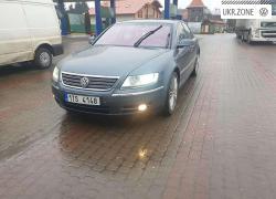 Седан Volkswagen Phaeton I 2006 в Тячеве