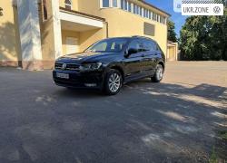 Внедорожник 5 дверей Volkswagen Tiguan II 2017 в Остере