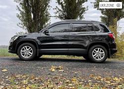 Внедорожник 5 дверей Volkswagen Tiguan I 2010 в Лебедине