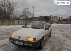 Универсал 5 дверей Volkswagen Passat III (B3) 1992 в Вараше