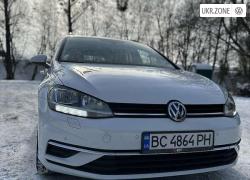 Универсал 5 дверей Volkswagen Golf 2017 в Львове