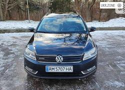 Универсал 5 дверей Volkswagen Passat VII (B7) 2012 в Житомире