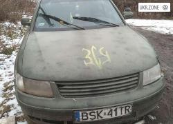 Седан Volkswagen Passat V (B5) 1998 в Новоукраинке