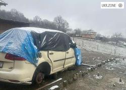 Компактвэн Volkswagen Touran 2015 в Сторожинце