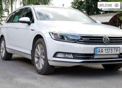 Универсал 5 дверей Volkswagen Passat 2015 в Киеве