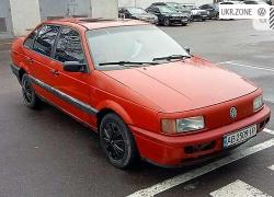 Седан Volkswagen Passat III (B3) 1992 в Одессе
