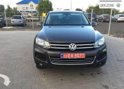 Внедорожник 5 дверей Volkswagen Touareg II 2012 в Нововолынске