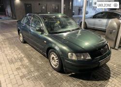 Седан Volkswagen Passat V (B5) 1998 в Киеве
