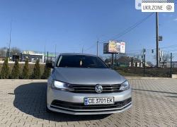 Седан Volkswagen Jetta 2015 в Черновцах