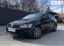 Седан Volkswagen Jetta 2015 у Ужгороді