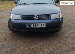 Седан Volkswagen Passat V (B5) 1999 в Дубно