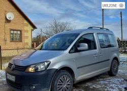 Компактвэн Volkswagen Caddy 2010 в Сарнах
