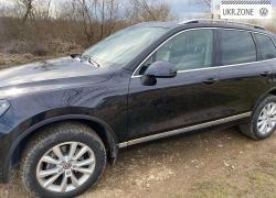 Внедорожник 5 дверей Volkswagen Touareg II 2013 в Калуше