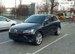 Внедорожник 5 дверей Volkswagen Touareg II Рестайлинг 2015 в Одессе