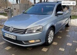 Универсал 5 дверей Volkswagen Passat VII (B7) 2011 в Ужгороде