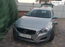 Универсал 5 дверей Volvo V60 2013 в Киеве