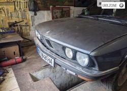 Седан BMW 5 серия II (E28) 1982 в Корце