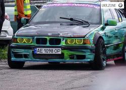 Седан BMW 3 серия 1991 в Запорожье