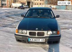 Седан BMW 3 серия 1993 в Киеве