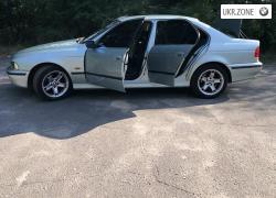 Седан BMW 5 серія IV (E39) 1999 у Горішніх Плавнях