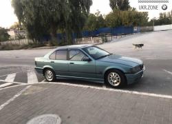 Седан BMW 3 серия 1994 в Броварах