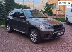 Позашляховик 5 дверей BMW X5 II (E70) Рестайлінг 2011 у Києві