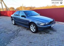 Седан BMW 5 серія 2000 у Чернівцях